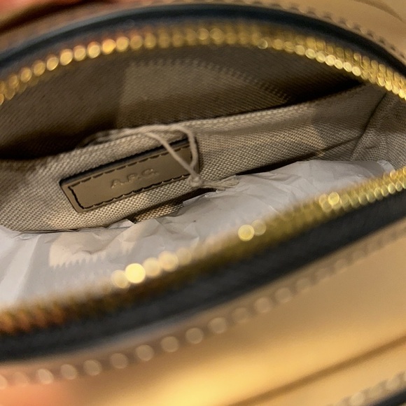 APC Demi Lune Mini - Limited Edition Gold - Picture 4 of 5